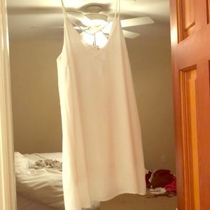White shift dress! Perfect for summer time! Size S